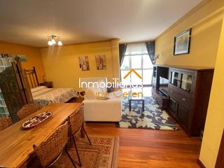 Miete Appartement in Ezcaray. Apartamento en urbanización con piscina
