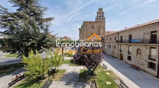 Haus in Santo Domingo de la Calzada. Invierte en este hogar para poder convertirlo en hospedaje rural