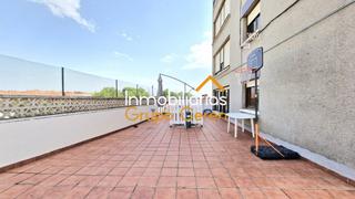 Pis a Santo Domingo de la Calzada. Espectacular bajo en esquina con terraza privada