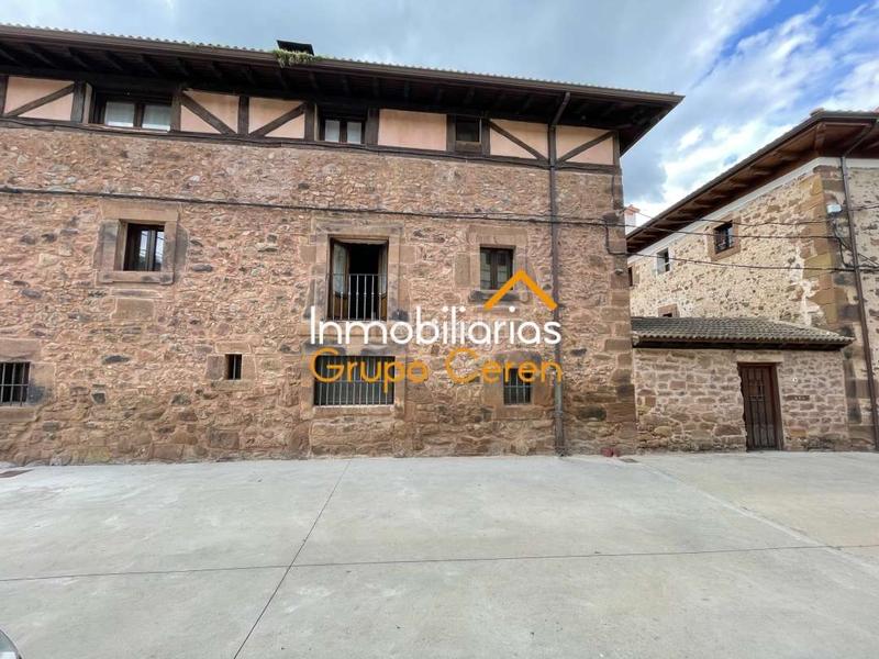 Foto 2d51e95a-982b-4123-a24b-0c7895e80cb9. Piso espectacular bajo con amplio patio, en Valgañón