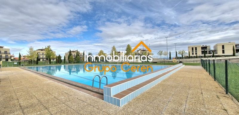 Foto acbd9373-a722-4554-8476-37fd13f8d141. Pis amb calefacció aparcament piscina a Cirueña