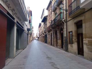 Local commercial à Santo Domingo de la Calzada. Estupendo local idóneo para negocio de hosteleria