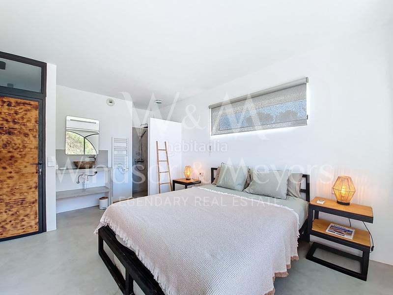 Foto 88b10505-8535-4858-b16c-e63d32fc07df. Apartamento en calle grum de sal se vende piso 2 habitaciones con terraza y magníficas vistas en cala conta ibiza en Sant Josep de sa Talaia