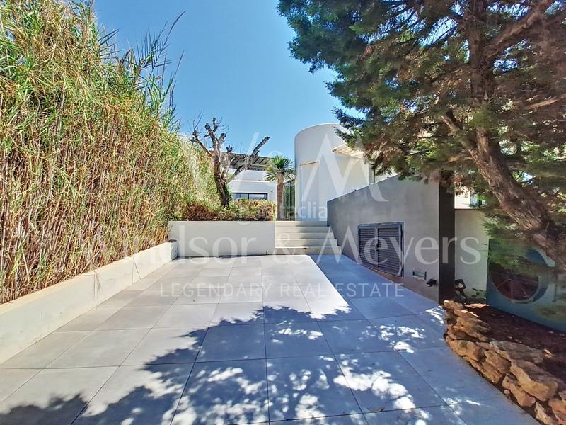 Foto 5f9ceb68-9bab-47c6-93b3-802b9b56603e. Casa se vende villa con vistas unicas a es vedra san josep de sa talaia en Sant Josep de sa Talaia