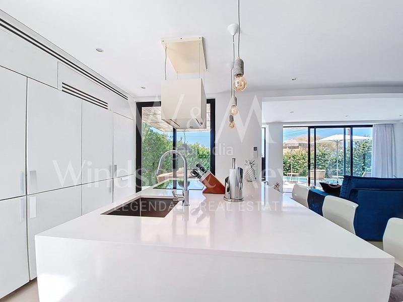 Foto e32ab3df-a3f5-4b5b-96d6-b2c6258ca1e2. Casa se vende villa con vistas unicas a es vedra san josep de sa talaia en Sant Josep de sa Talaia