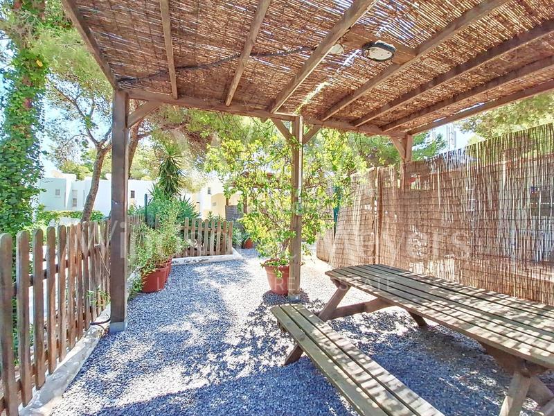 Foto 6d3028f4-d202-4496-889a-0e8be0cd4b2f. Ático en calle club cala azul se vende ático en cala llenya con acceso directo al mar en Santa Eulària