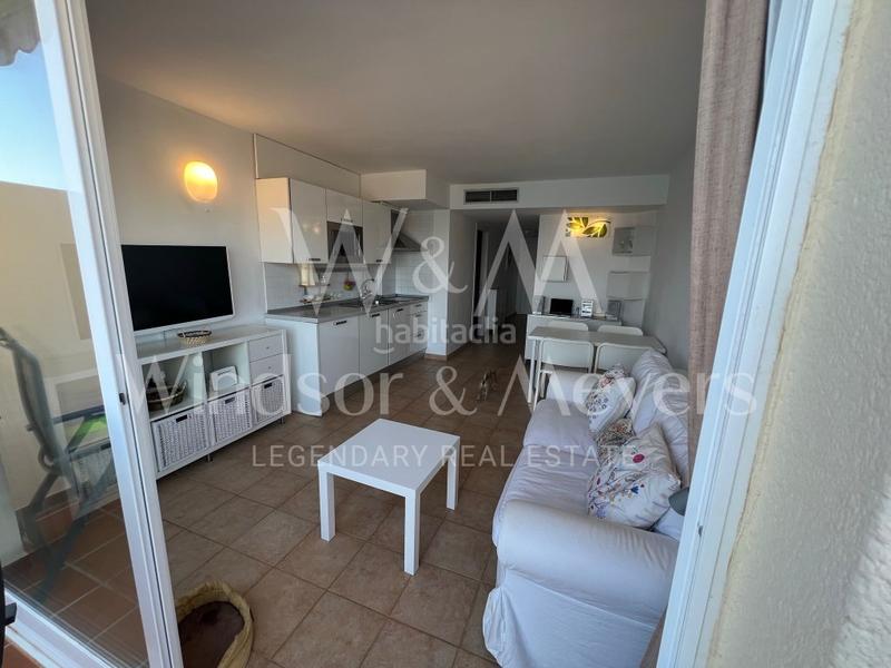 Foto 99ee88de-8399-4c09-94cf-a44b8c8aa68f. Piso en avenida des canar se vende ático en es canar en primera línea de mar en Santa Eulària