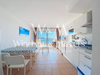 Appartement  Avenida des canar. Se vende ático en es canar en primera línea de mar