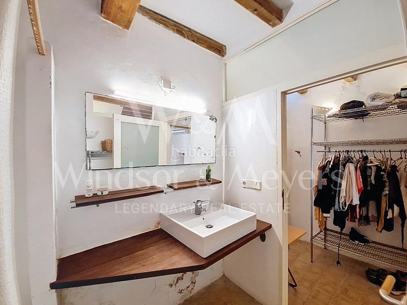 Foto 16814a5c-6718-4d01-87ea-75f1735ceed8. Dúplex a calle santa llucia 17 a Dalt Vila-La Marina Ibiza