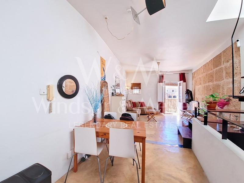 Foto 6cd8f9f5-e089-4482-9a97-f91e4b428c38. Dúplex a calle santa llucia 17 a Dalt Vila-La Marina Ibiza