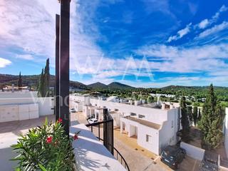 Duplex  Carrer parís. Se vende duplex adosado en roca llisa, santa eulalia