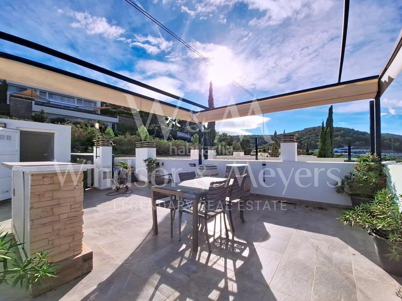 Foto a8d9c71f-4249-4166-ac04-280630c905ac. Duplex avec chauffage parking piscine dans Roca Llisa Santa Eulària