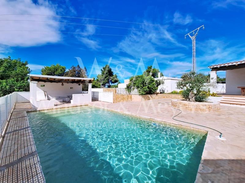 Foto 8209cc4f-a677-4c52-bdca-5bab009f5ea8. Casa con parcheggio piscina in Santa Eulària des riu Santa Eulària