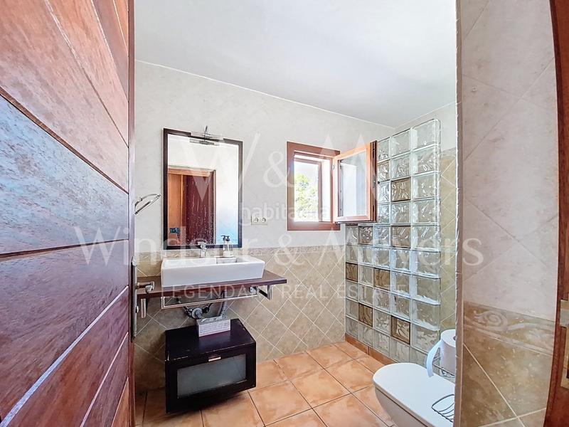 Foto be800b2e-0f8f-48c0-ba5d-1297eb4a553e. Casa con parcheggio piscina in Santa Eulària des riu Santa Eulària
