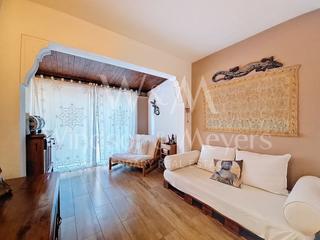 Planta baixa a Calle caldetes 4. Se vende bonito bajo 3 habitaciones con 2 plazas de parking y pa