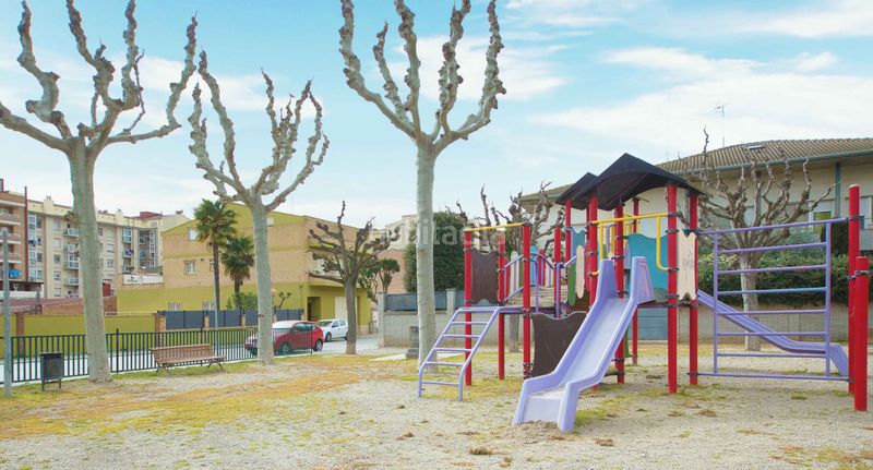 Foto 6737ca0a-dad6-43fd-b25c-363190466aea. Casa adossada amb calefacció aparcament a Balaguer