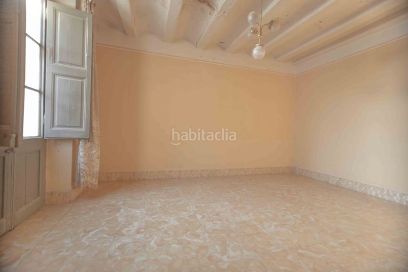 Foto 151a5768-9d96-4dd1-aaab-034d837e897a. Casa amb xemeneia aparcament a Torrebesses