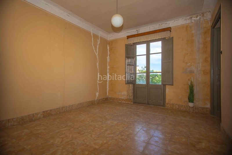 Foto df4dc35b-e491-497f-96b4-389704ad41e0. Casa amb xemeneia aparcament a Torrebesses