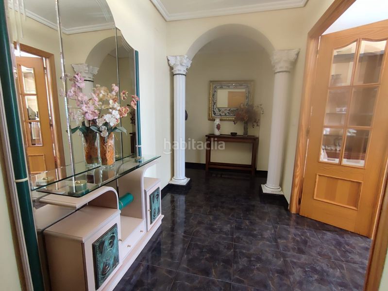 Foto a4407685-2a50-454f-a586-0d829281d601. Casa adossada a Vall d´Uixó (la)