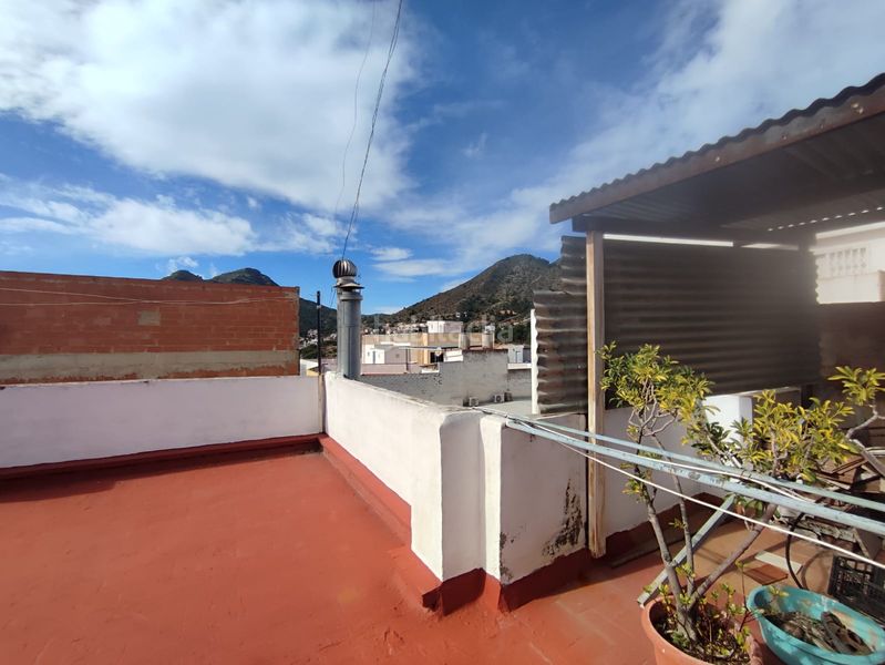 Foto ccfe61b5-1d85-4c4e-9644-0ae7c58fec57. Casa adossada a Vall d´Uixó (la)