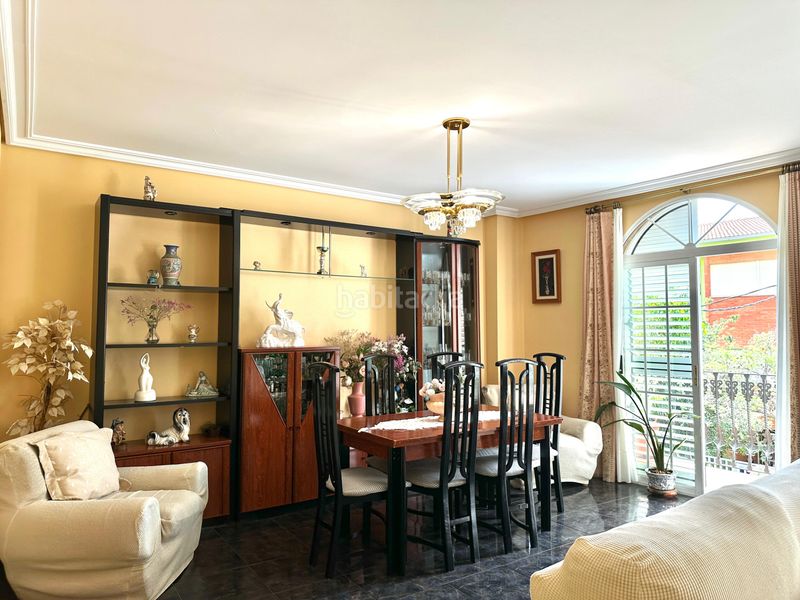 Foto df879aac-b8aa-4d5f-98e7-9dff31de98ec. Casa adossada a Vall d´Uixó (la)