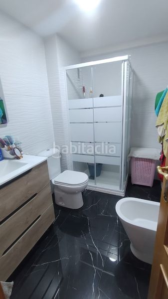Foto 9f0755b8-c4fb-4f22-8d7c-e17c7df14ad6. Pis a Gilet