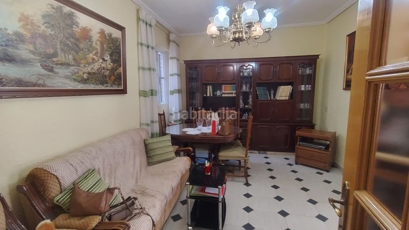 Foto 91ec8e80-9afe-48bf-b8b8-e1568bb9e675. Planta baixa a Centro-El Castillo Sagunt