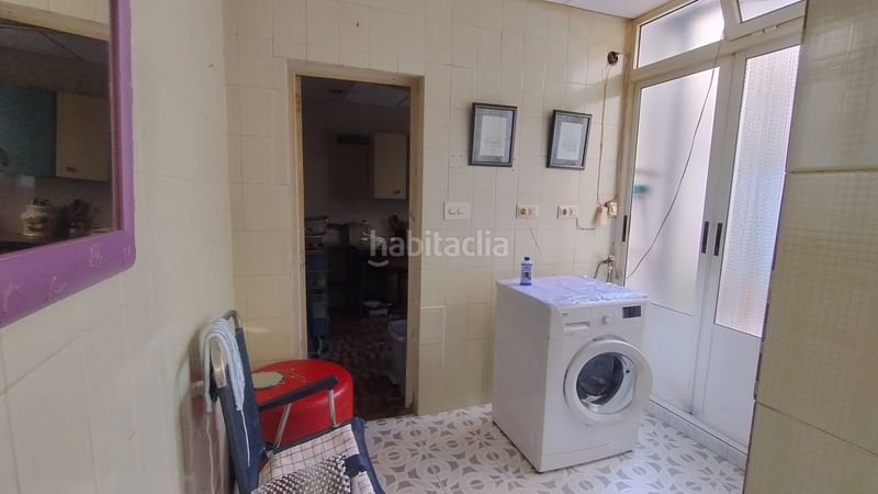 Foto f27b27e7-8517-44d5-a8a1-21ccce5c7710. Planta baixa a Centro-El Castillo Sagunt