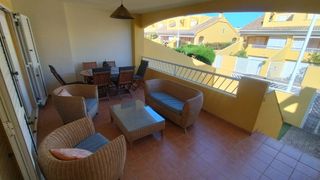 Casa a schiera  Carrer nàpols. Adosado amplio y con una reforma completa en la playa