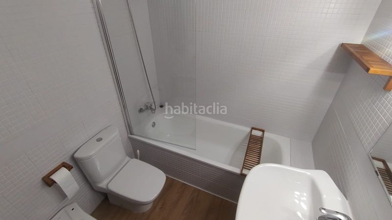 Foto ea72f89e-5011-4dd9-b235-ba5d21ad4c16. Casa adossada amb xemeneia calefacció aparcament piscina a Sagunt