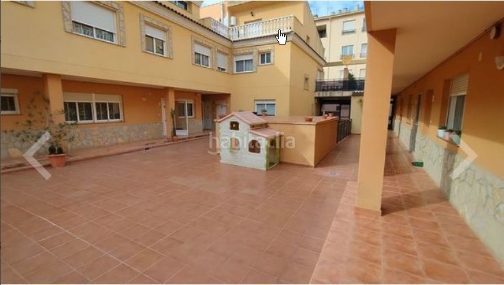Foto 1de34a02-53d8-4f17-bb8a-3346a1b27765. Casa adossada amb piscina a Gilet