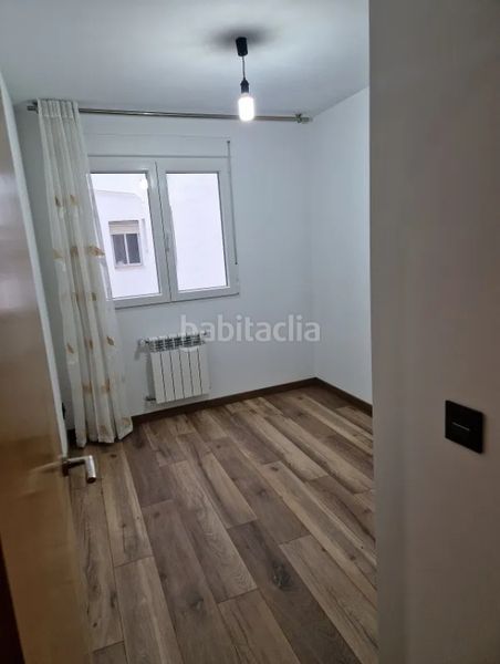 Foto c8d22b5f-8536-4139-aacb-498c2609ebb8. Pis amb calefacció a Nuevo Centro Sagunt