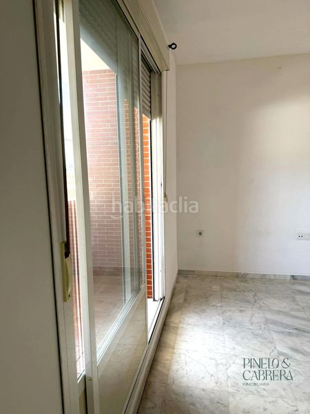 Foto c579323f-43a1-4dbd-a33d-1804bacecacf. Pis amb aparcament a San Jose de la Rinconada