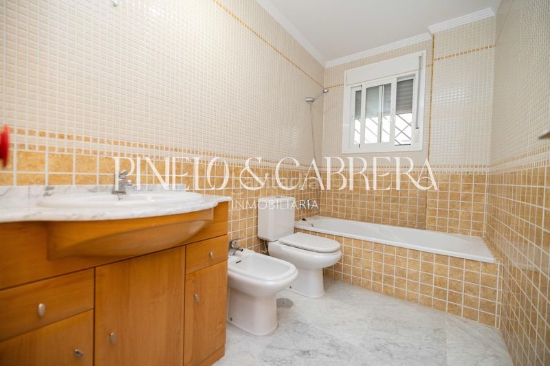 Foto 651a8145-5845-46b1-b16d-002402d88cef. Pis amb aparcament a Rinconada (La)