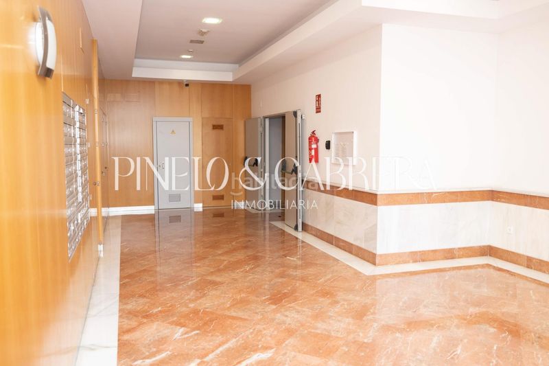 Foto dfedea57-2c95-4432-90ed-c1996e8cbc38. Pis amb aparcament a Rinconada (La)