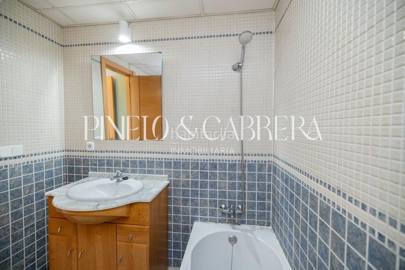 Foto e7f2e61c-e2d8-465f-a362-a8400c2038c4. Pis amb aparcament a Rinconada (La)