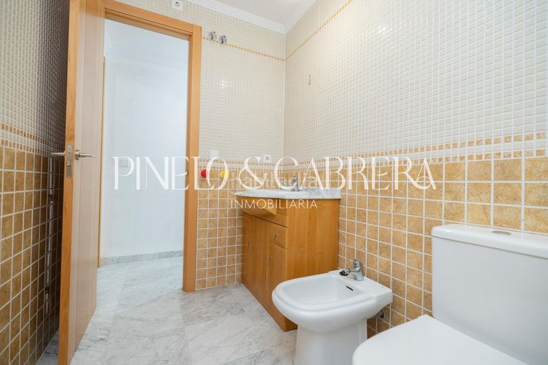 Foto eb7ff6b9-216c-46aa-9c19-8ef97e7b917a. Pis amb aparcament a Rinconada (La)