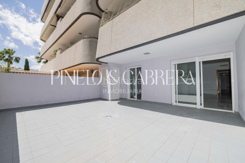 Foto ed4797d8-5e73-43cb-97ab-f73e2a76e9da. Pis amb aparcament a Rinconada (La)