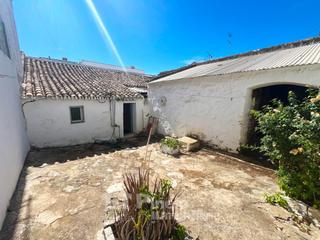 Casa adossada a Castilblanco de los Arroyos. Acogedora casa familiar en castilblanco de los arroyos