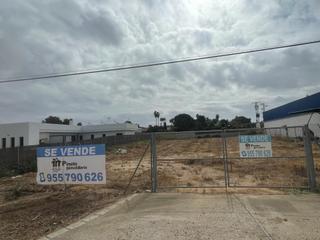 Terreny residencial  Carretera carretera sevilla-brenes. Descubre el terreno perfecto para tu futuro hogar en la exclusiv