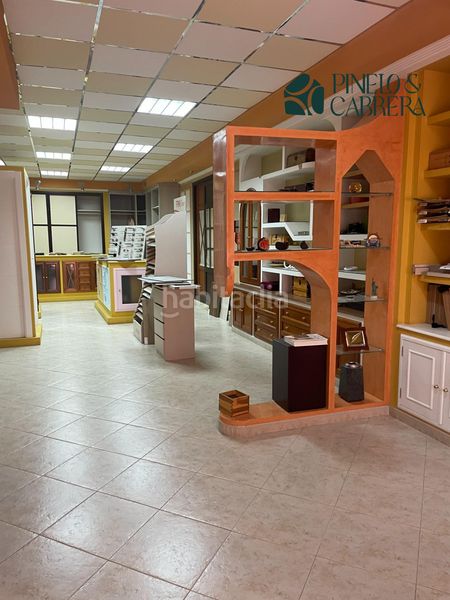 Foto cbebdc61-d336-4fb2-a8d7-5739ca38ab10. Fabrikhalle in San Jose de la Rinconada