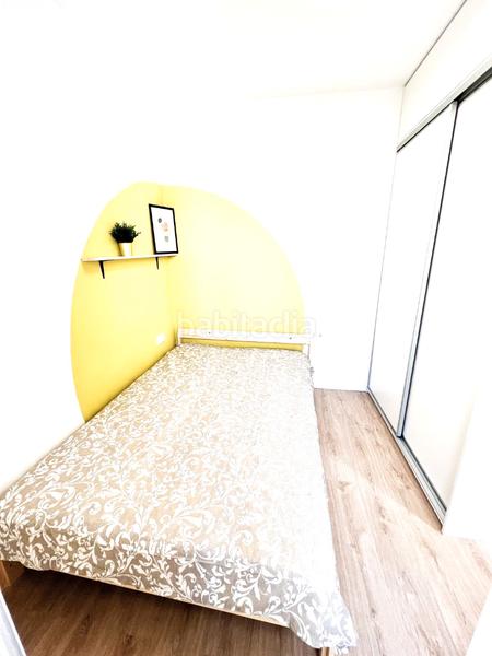 Foto 9e8c8a70-0217-4788-b811-24a0f5599d05. Alquiler piso precioso piso de 2 habitaciones en rocafort / roma en Barcelona