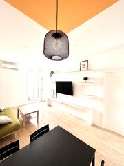 Location Appartement  Carrer de rocafort. Precioso piso de 2 habitaciones en rocafort / roma
