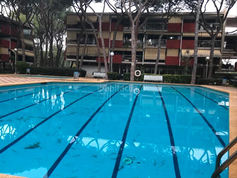 Foto 714e1fa8-fc2a-4ac1-9fb8-b4c6117e6622. Alquiler piso  de alquiler temporal en finca con piscina, 2 habitaciones. en Castelldefels