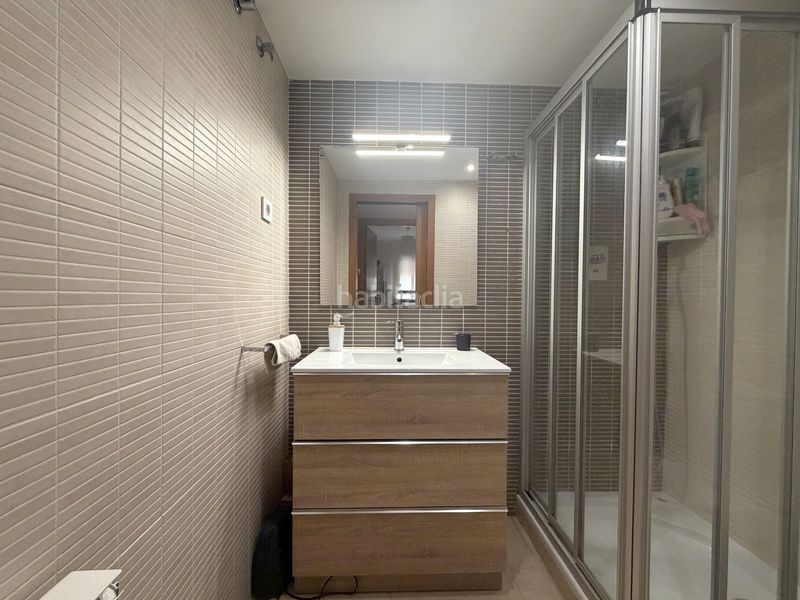 Foto eb037dc8-8aba-433e-bc05-fb550a2f6824. Piso terraza y parking en Ca n´Oriol Rubí