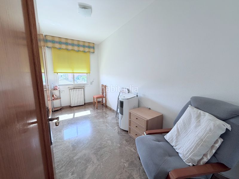 Foto 0b697856-c7e4-4a17-8dea-00dca947a3d8. Casa amb xemeneia calefacció aparcament piscina a Terrassa