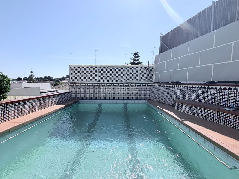 Foto 64650e72-52ff-4b6a-83d0-738115fff4c6. Casa amb xemeneia calefacció aparcament piscina a Terrassa