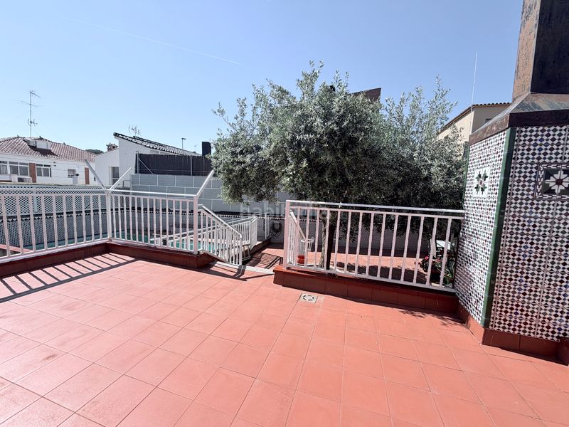 Foto a2727275-407c-4a80-bc60-fa2539da3c12. Casa amb xemeneia calefacció aparcament piscina a Terrassa