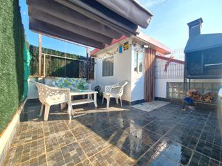 Etagenwohnung in Roc Blanc. Terraza y garage para dos coches