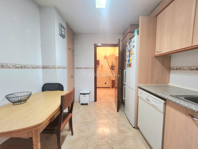 Foto a3bd648b-9db0-4ce9-a724-7f619cee4ca8. Pis amb calefacció aparcament a La Maurina Terrassa